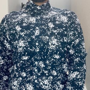 Longsleeve light button down